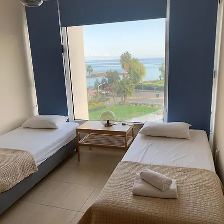 アパート Pallinio Court 402 Fig Tree Bay- Beach, Iasonos Str 7a プロタラス
