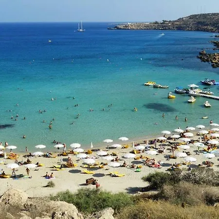 Pallinio Court 402 Fig Tree Bay- Beach, Iasonos Str 7a アパート プロタラス