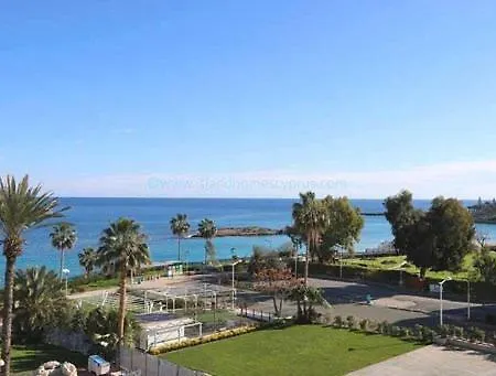Pallinio Court 402 Fig Tree Bay- Beach, Iasonos Str 7a アパート *