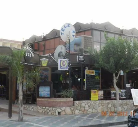 Pallinio Court 402 Fig Tree Bay- Beach, Iasonos Str 7a * プロタラス