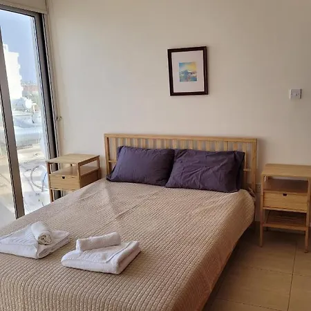 Pallinio Court 402 Fig Tree Bay- Beach, Iasonos Str 7a דירה