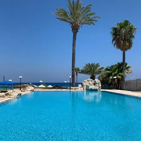 Pallinio Court 402 Fig Tree Bay- Beach, Iasonos Str 7a דירה *