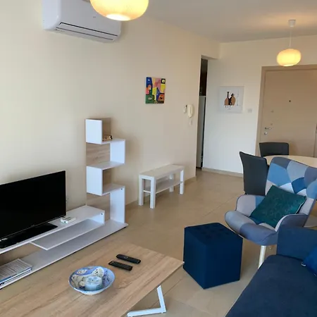 Pallinio Court 402 Fig Tree Bay- Beach, Iasonos Str 7a アパート プロタラス