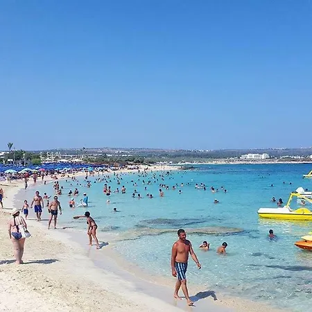 Pallinio Court 402 Fig Tree Bay- Beach, Iasonos Str 7a Apartman *