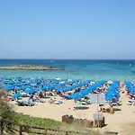 Pallinio Court 402 Fig Tree Bay- Beach, Iasonos Str 7a * Protaras